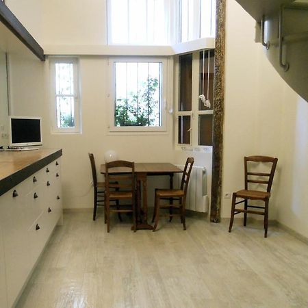 Urban Chic Montmartre Loft Apartment Paris Ngoại thất bức ảnh