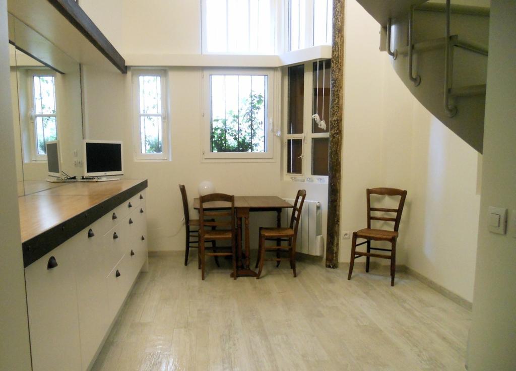 Urban Chic Montmartre Loft Apartment Paris Ngoại thất bức ảnh
